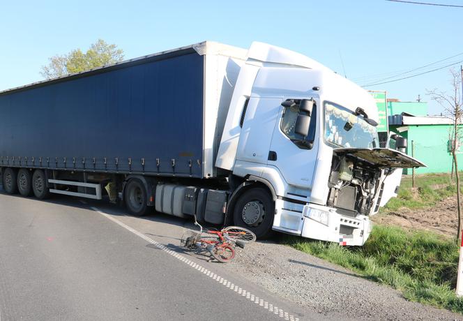 Tragiczny wypadek w Jaranowie. Nie żyje rowerzysta