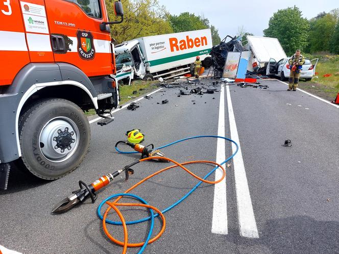 Śmiertelny wypadek pod Sulęcinem! 34-latek zginął w zderzeniu trzech pojazdów 