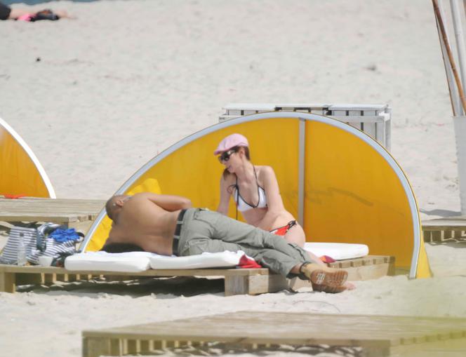 AGNIESZKA DYGANT Z RODZINĄ NA WAKACJACH W JURACIE_1PUBL.