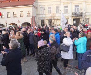 33. Finał WOŚP w Kielcach. Polonez w Rynku