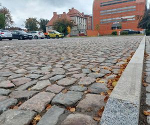 Plac Solny w Bydgoszczy wygląda teraz jak w XIX wieku. Wystarczyło zdjąć starą nawierzchnię