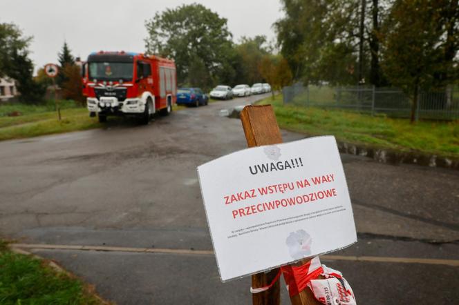 Trwają przygotowania na wielką wodę w Odolanowie. Niż genuański może przynieść powódź i podtopienia [ZDJĘCIA]