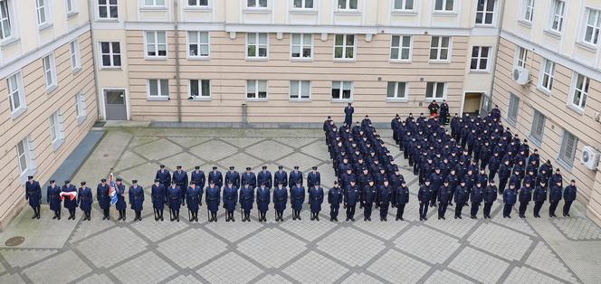 Wielkopolska policja. Uroczyste ślubowanie nowych policjantek i policjantów w Poznaniu