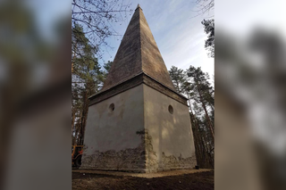 Najstarsza piramida w Polsce zyskała nowe życie! Wieża Ariańska w pow. krasnostawskim odnowiona