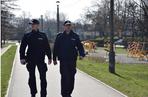 Krakowska policja kontroluje komunikację miejską, parki i skwery