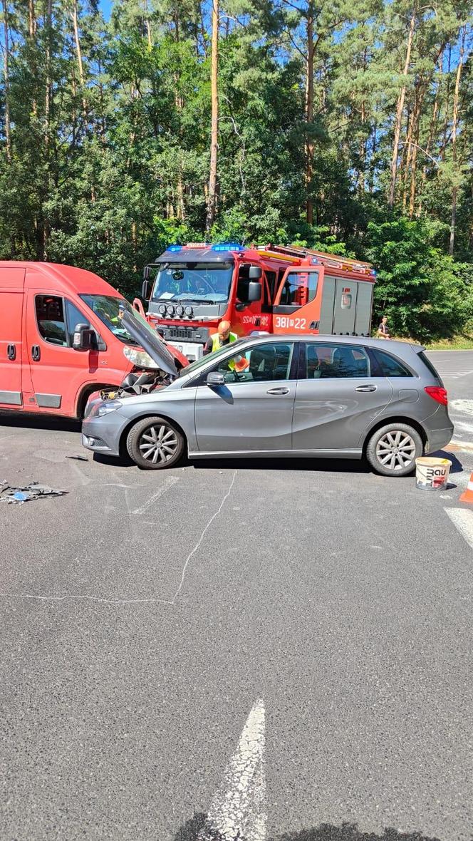 ​Jedna osoba w szpitalu po wypadku w Krzyżowcu niedaleko Leszna