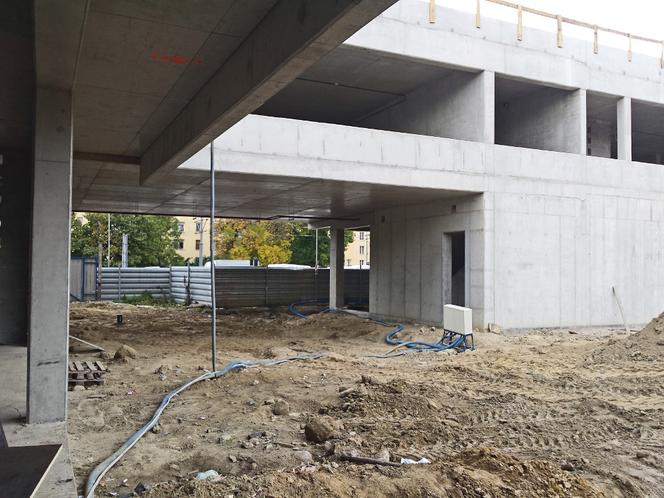 Budowa hali targowej na warszawskiej Ochocie