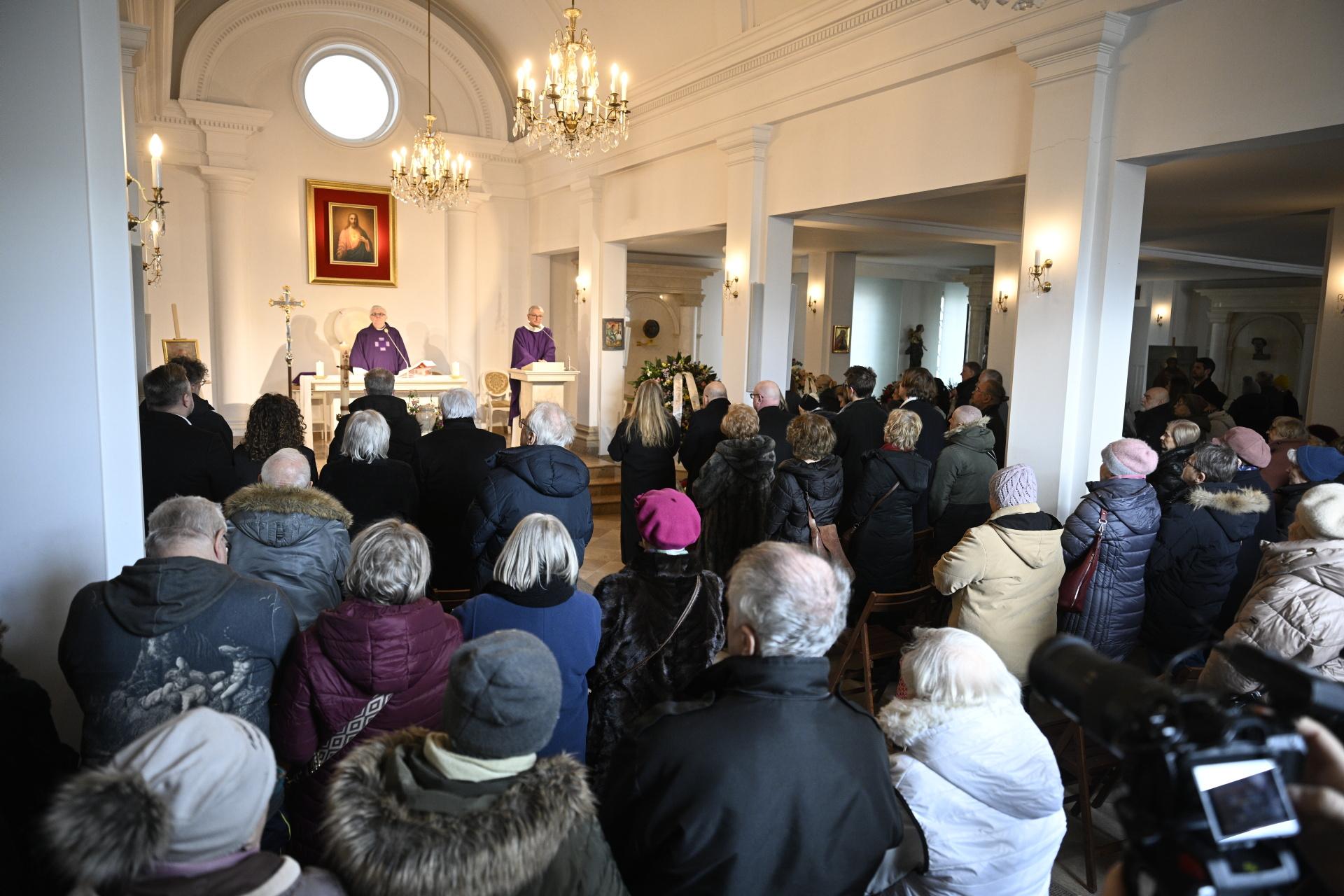 Pogrzeb Bożeny Dykiel