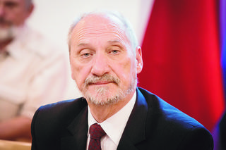 Sprawdź, co posiada Antoni Macierewicz [OŚWIADCZENIE MAJĄTKOWE]