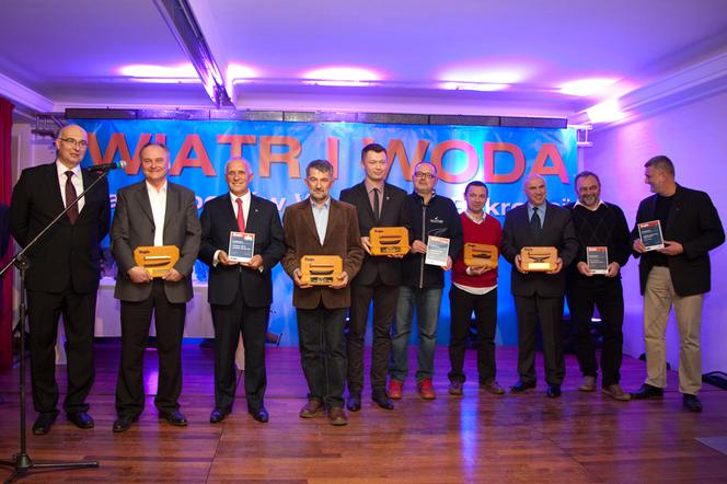 Laureaci Gwoździ podczas ceremonii wręczania trofeów