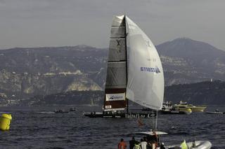 Azzurra wygrywa, Jabłoński trzeci w LVT