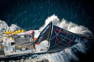 Volvo Ocean Race: Abu Dhabi wygrał etap IIIA