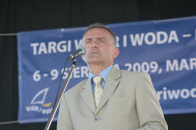 Prezydent Gdyni Wojciech Szczurek otwiera Targi Wiatr i Woda 2009 na wodzie