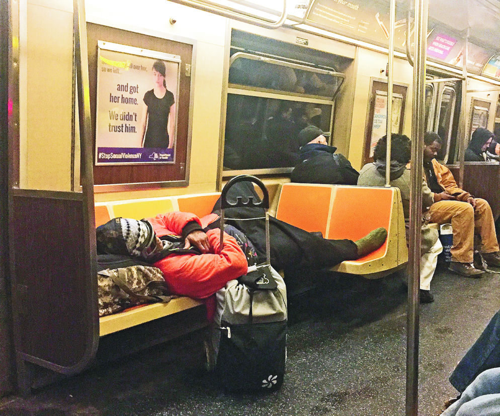 Burmistrz NYC pozwany za bezdomnych