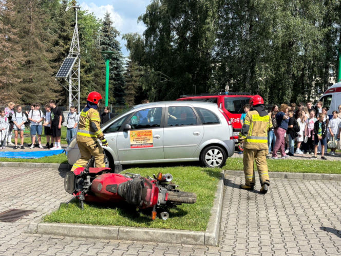 Pokaz ratownictwa na ANS