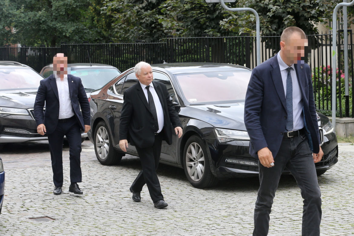 Jarosław Kaczyński pojechał do kościoła