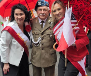 Deszcz ich nie zatrzymał. Te zdjęcia Parady Pułaskiego przejdą do historii