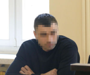 Sąd skazał krwawą Kingę za usiłowanie zabójstwa na ulicy. „Nadzwyczajne złagodzenie kary”