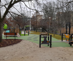 Kilkumetrowe zjeżdżalnie i multimedialna gra. Dżungla na Bielanach gotowa