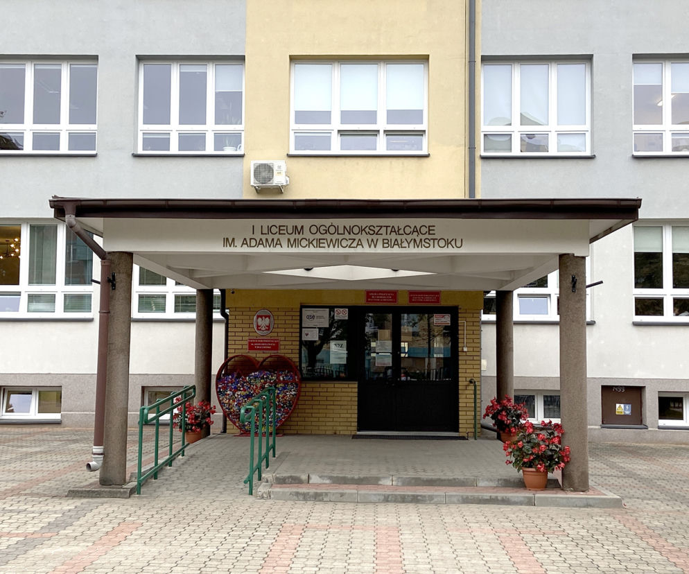 Kamil nie żyje. Za rok miał mieć maturę. Tragedia w I LO w Białymstoku