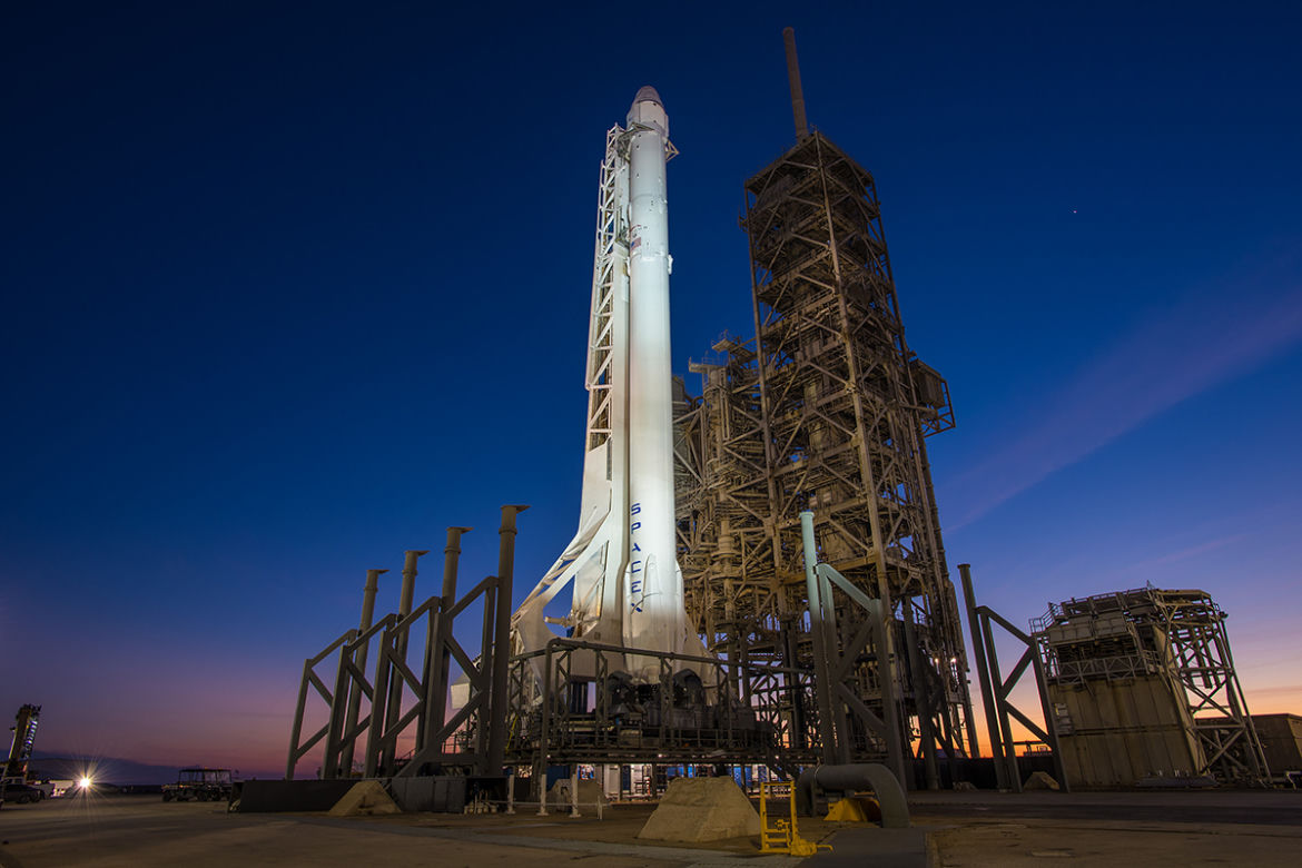 Start rakiety Falcon 9 z przylądka Canaveral