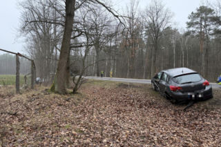 Tragedia w Sierakowie. Pijany kierowca wjechał w opla. Nie żyje jedna osoba