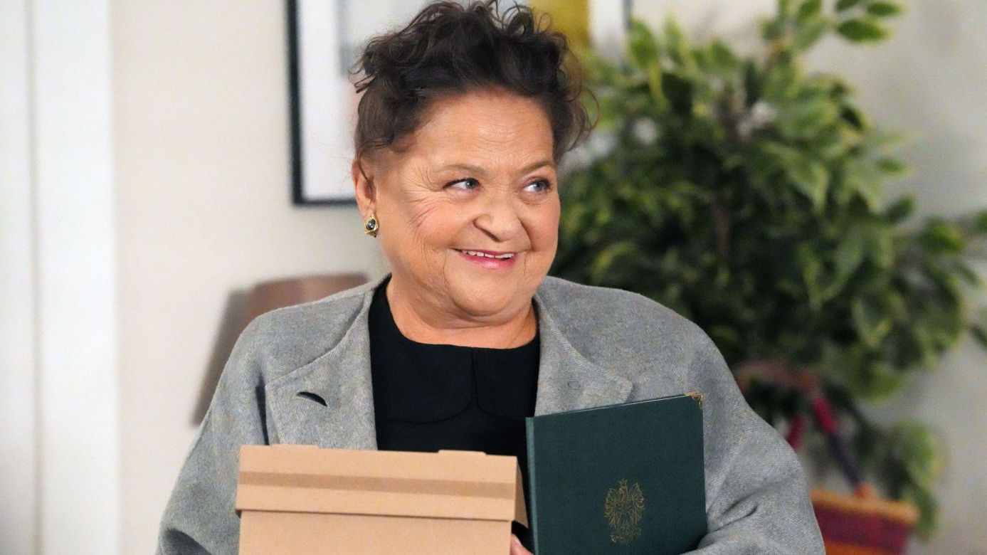 Barwy szczęścia, odc. 3336. Lucyna Zwierzchowska (Grażyna Zielińska)