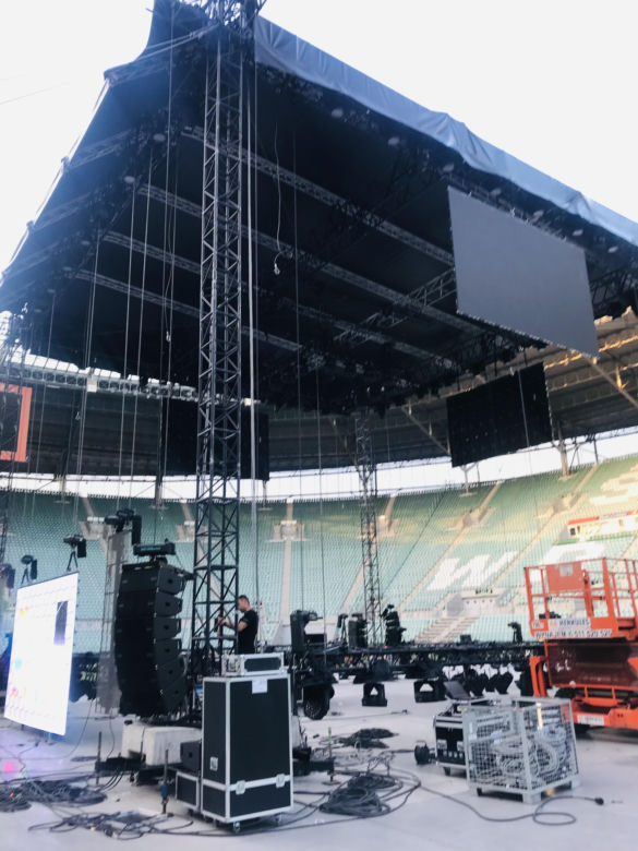 Stadion we Wrocławiu na 2 dni przed walką Usyk - Dubois