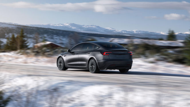 Tesla Model 3 Standard