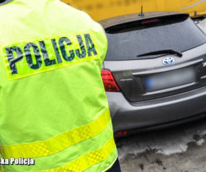 Toyota Yaris Hybrid i Mazda CX-5 odzyskane przez kryminalnych