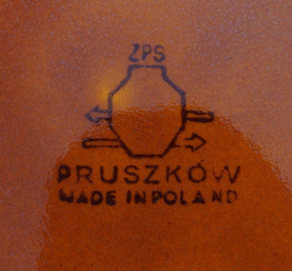 Sygnatury na ceramice PRL. Porcelana, porcelit, fajans - zobacz zdjęcia pieczątek
