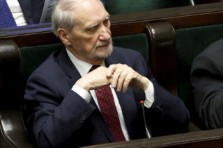 Macierewicz straci immunitet? Jest ruch komisji