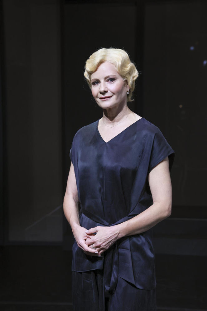 Małgorzata Kożuchowska jako pani Dulska