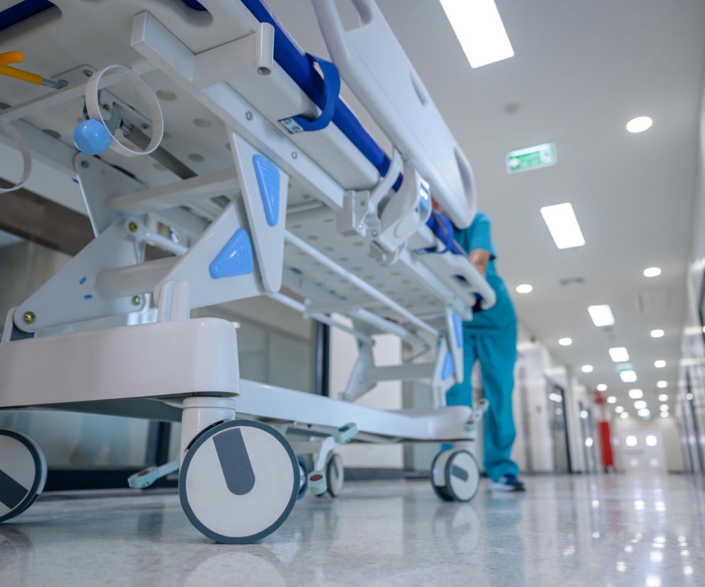 Szpital wstrzymał przyjęcia. Nie wykonują też planowych zabiegów ani dializ. Wszystkiemu winna bakteria