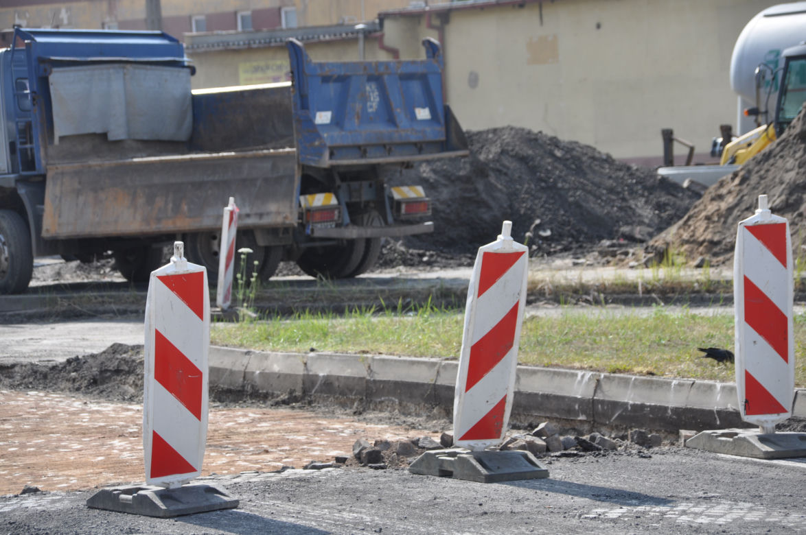 Roboty drogowe i utrudnienia na Dolnej Kamiennej w Skarżysku