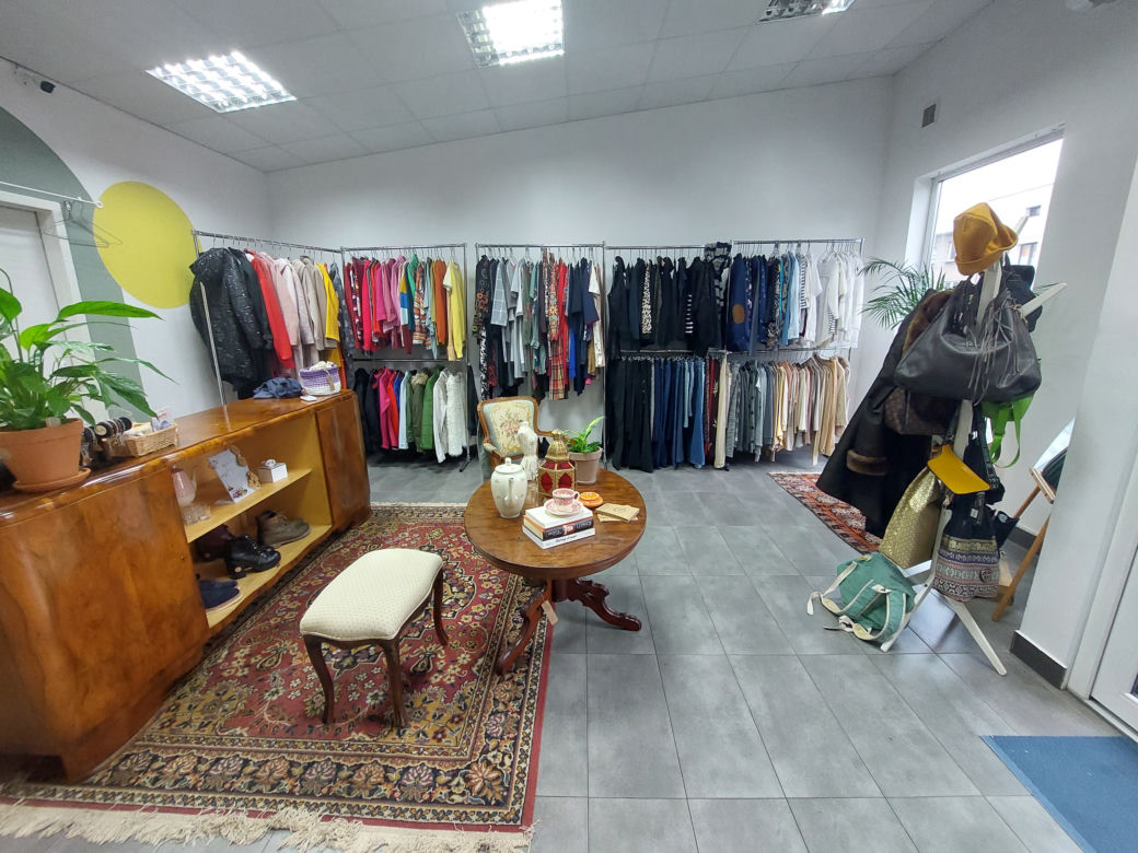 Butik charytatywny przy ul. Jankego 83 w Katowicach-Ochojcu