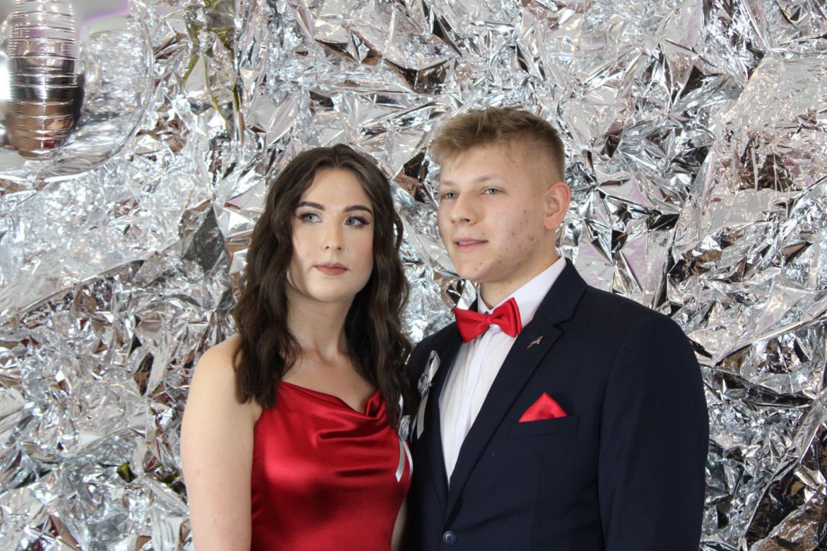 Bal studniówkowy 2024 II Liceum Ogólnokształcącego w Starachowicach