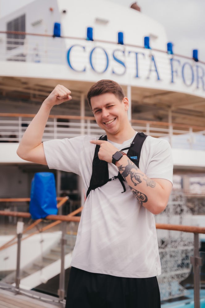 BiegPrzemek przebiegł półmaraton na statku Costa Fortuna