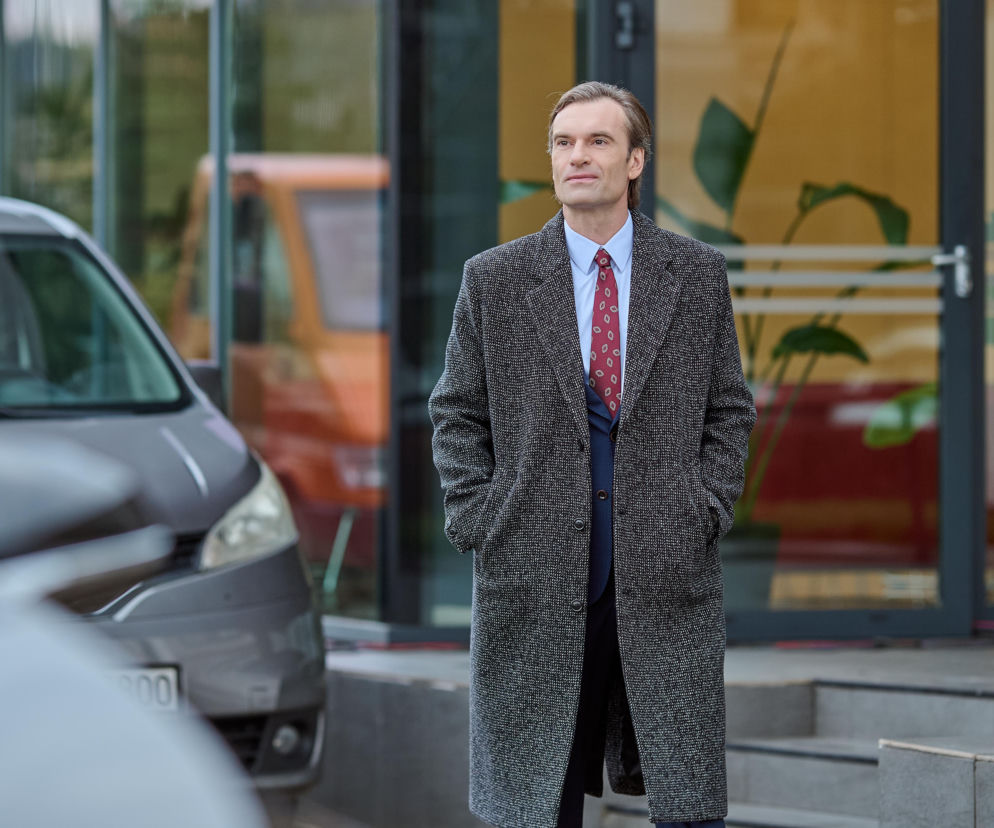 Na Wspólnej, odcinek 4168: Ksawery odkrywa szokującą prawdę. To nie jego dziewczyna jest w ciąży, a jego matka