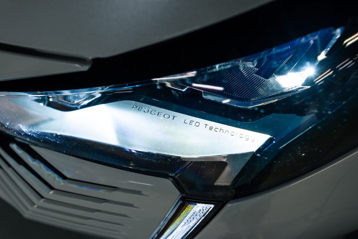 Peugeot 5008 po liftingu 2021
