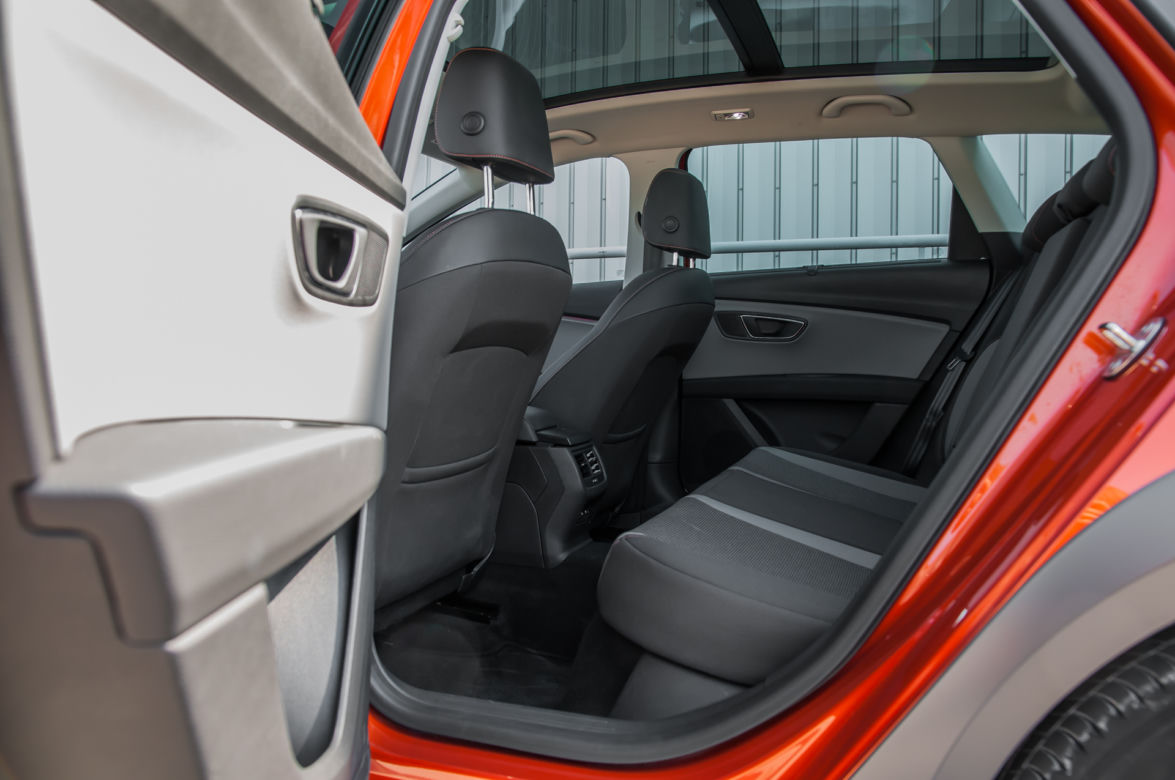 Seat Leon ST X-perience - wnętrze