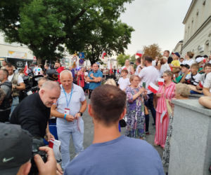 „Cześć i chwała bohaterom!”. Siedlczanie spotkali się w centrum miasta, by uczcić 82. rocznicę wybuchu Powstania Warszawskiego