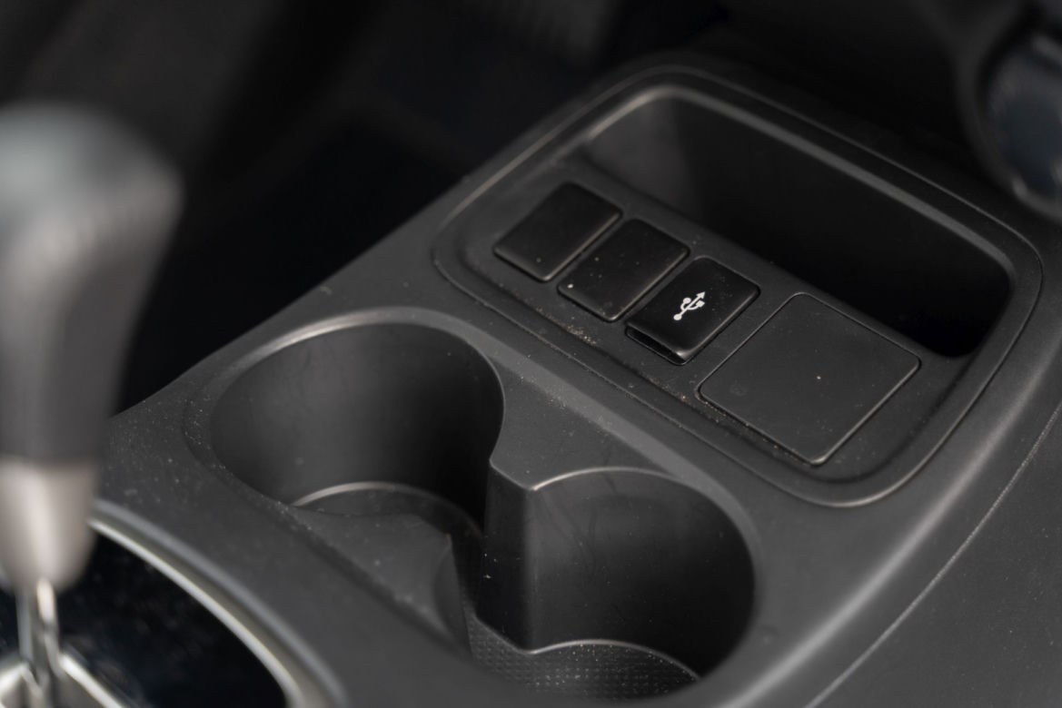 Mitsubishi Space Star 1.2 MIVEC CVT Insport (2020)