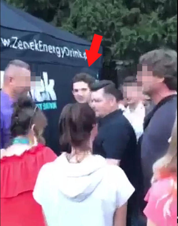 KRÓLIKOWSKI ZAGRA ZENKA
