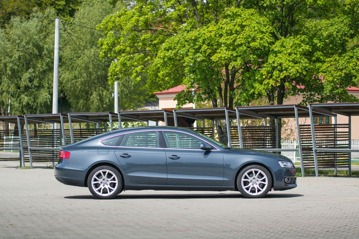 2010 Audi A5 Sportback 2.0 TDI CR 6MT