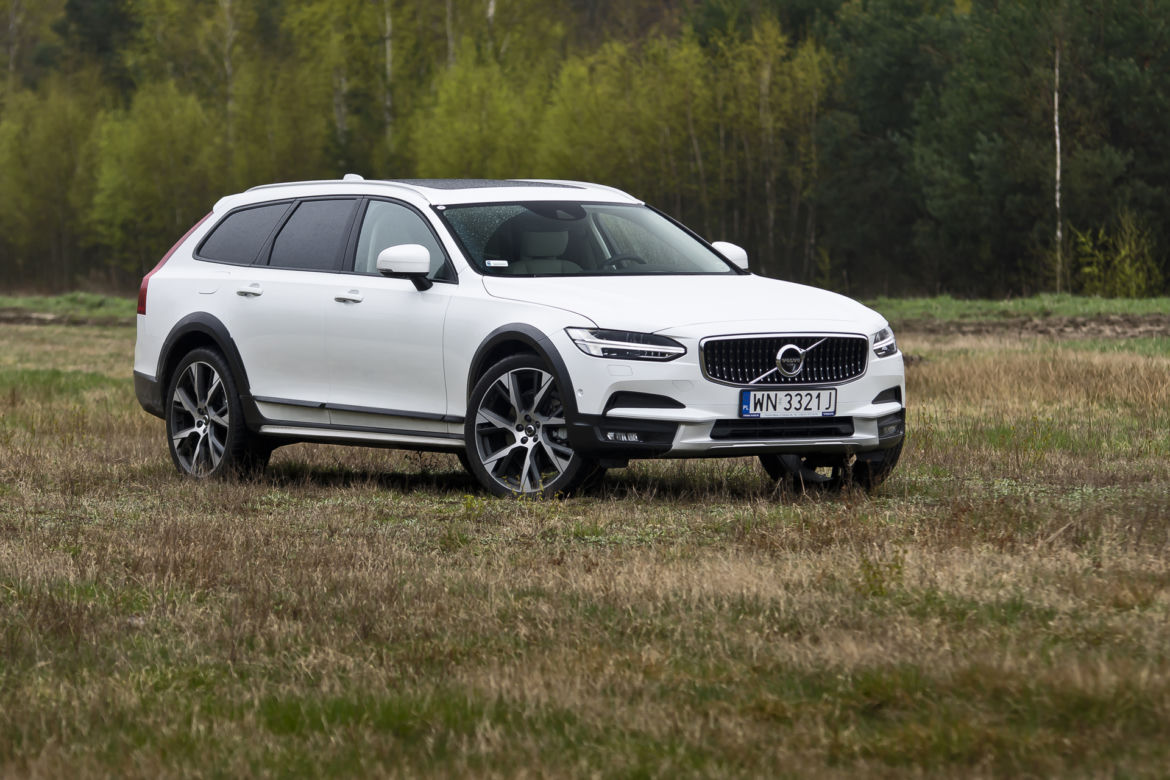 Volvo V90 Cross Country T6