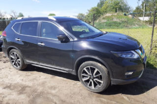 Dwa skradzione Nissany nie poszły pod piłę. To była brawurowa akcja