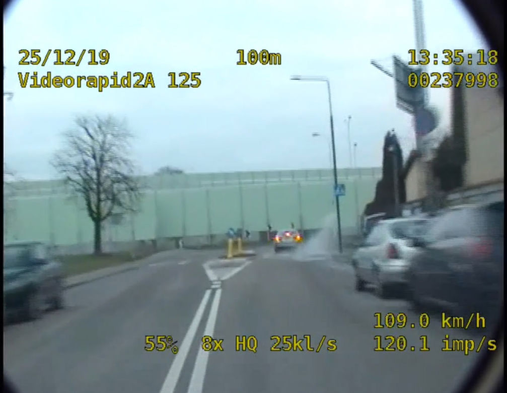Chciał uciec rozjeżdżając policjanta, został zatrzymany
