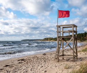 Sinice Mechelinki. Czy w Mechelinkach można się kąpać 10.07? Flaga, warunki pogodowe