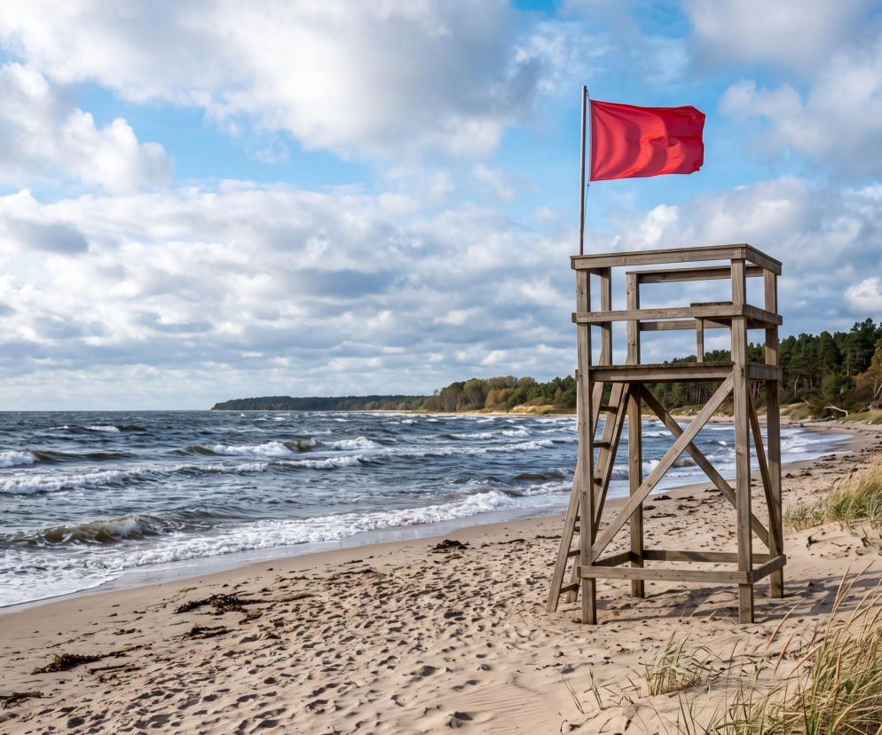 Sinice Mechelinki. Czy w Mechelinkach można się kąpać 10.07? Flaga, warunki pogodowe